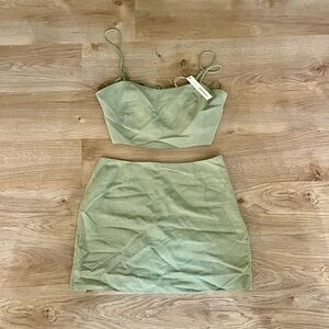 Green Skirt Set